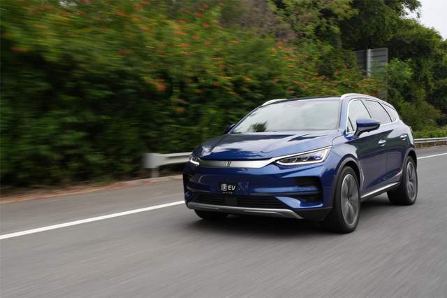 续航、性能、智能全在线！试驾新款唐EV