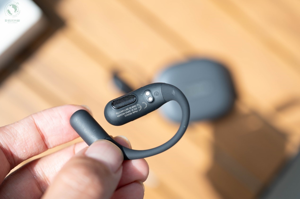 TicNote Pods 4G AI 录音耳机，让声音成为不掉线的第二大脑
